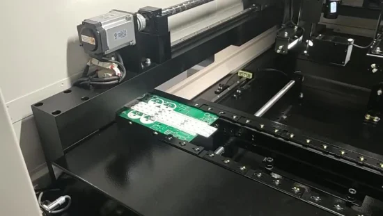 Online-Laserbeschriftungsmaschine für CO2/UV/Faser/grüne Einzelkopf-Doppelspur-Leiterplattenherstellung